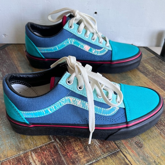 Vans low top SK8 shoes mens 4.5 women 6, two tone blue, white laces - Picture 2 of 8